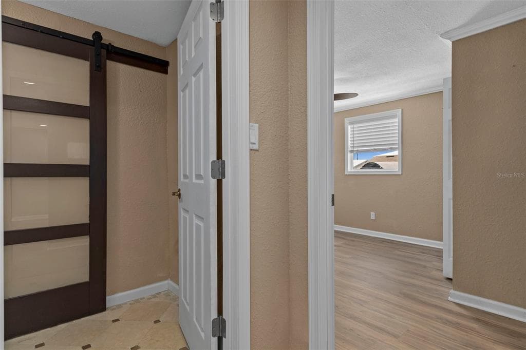 13804 MALCOLM AVENUE photo 17