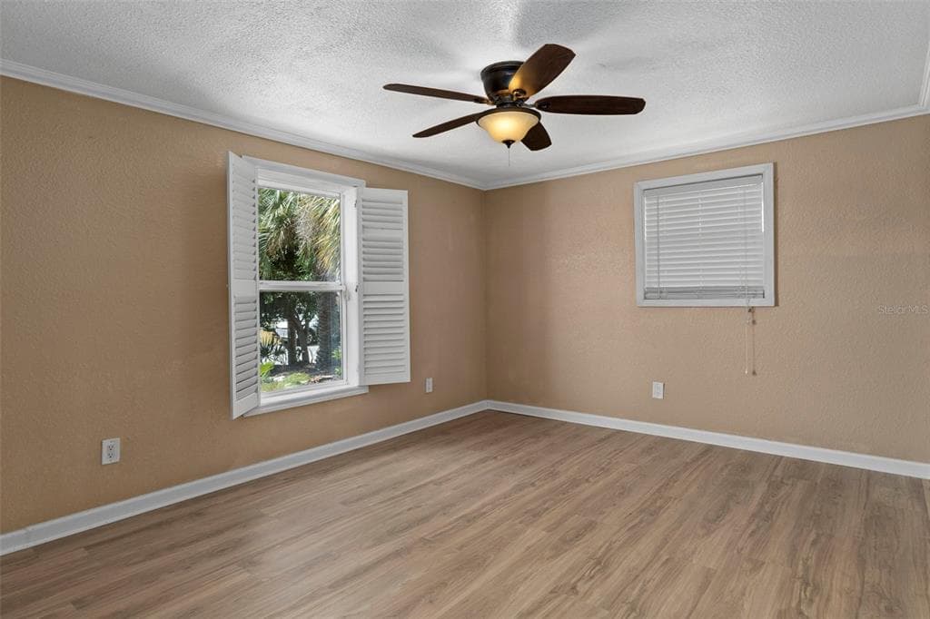 13804 MALCOLM AVENUE photo 22
