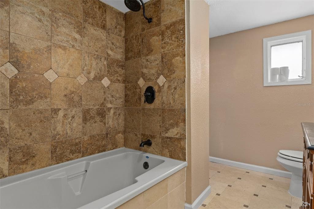 13804 MALCOLM AVENUE photo 25
