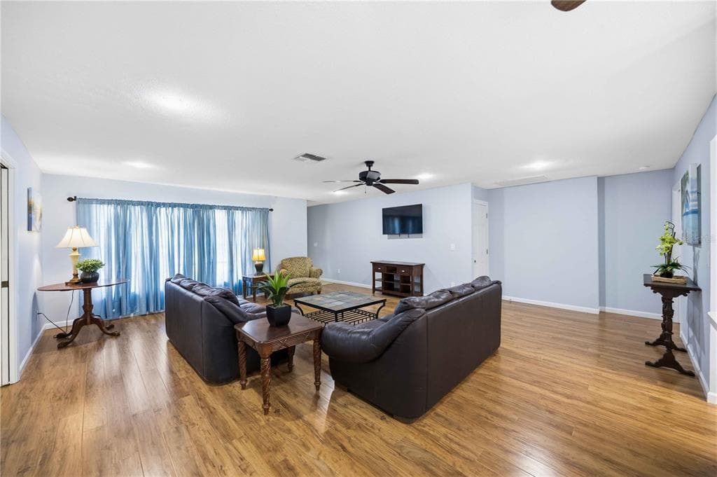 2091 CANNOLOT BOULEVARD photo 6
