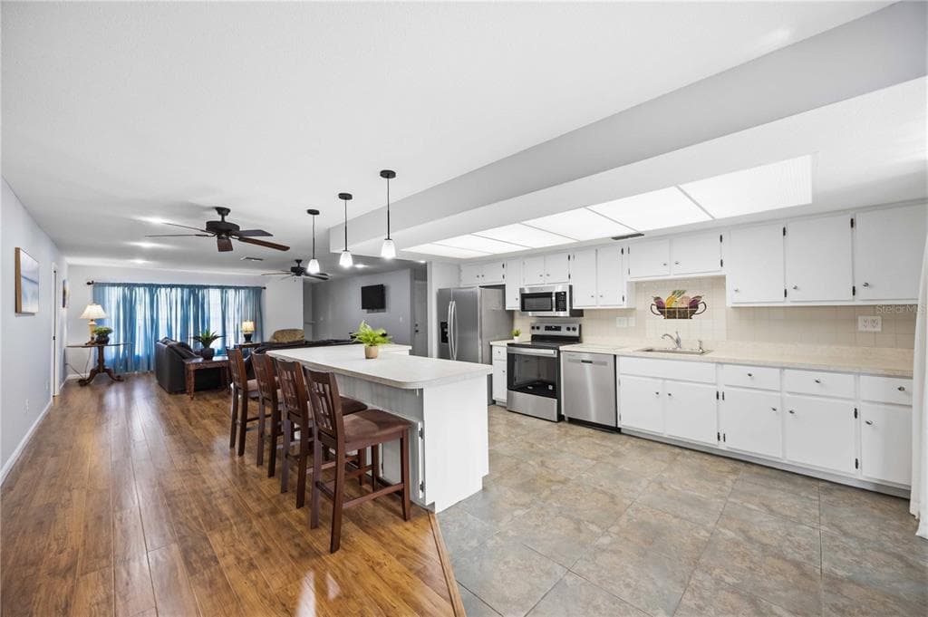 2091 CANNOLOT BOULEVARD photo 10