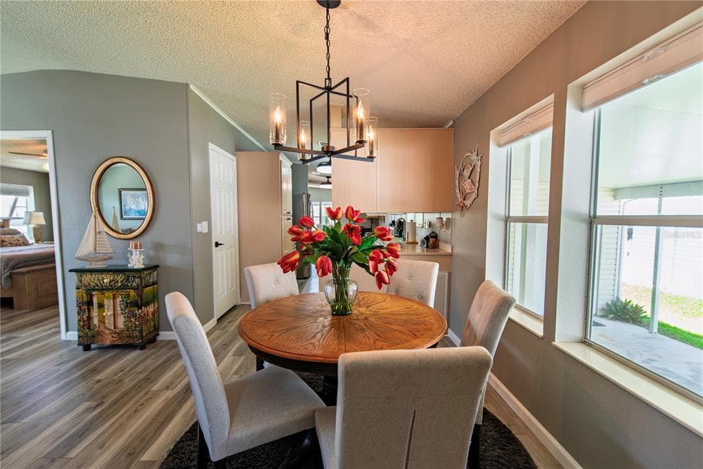 44 WINDMILL BOULEVARD photo 5