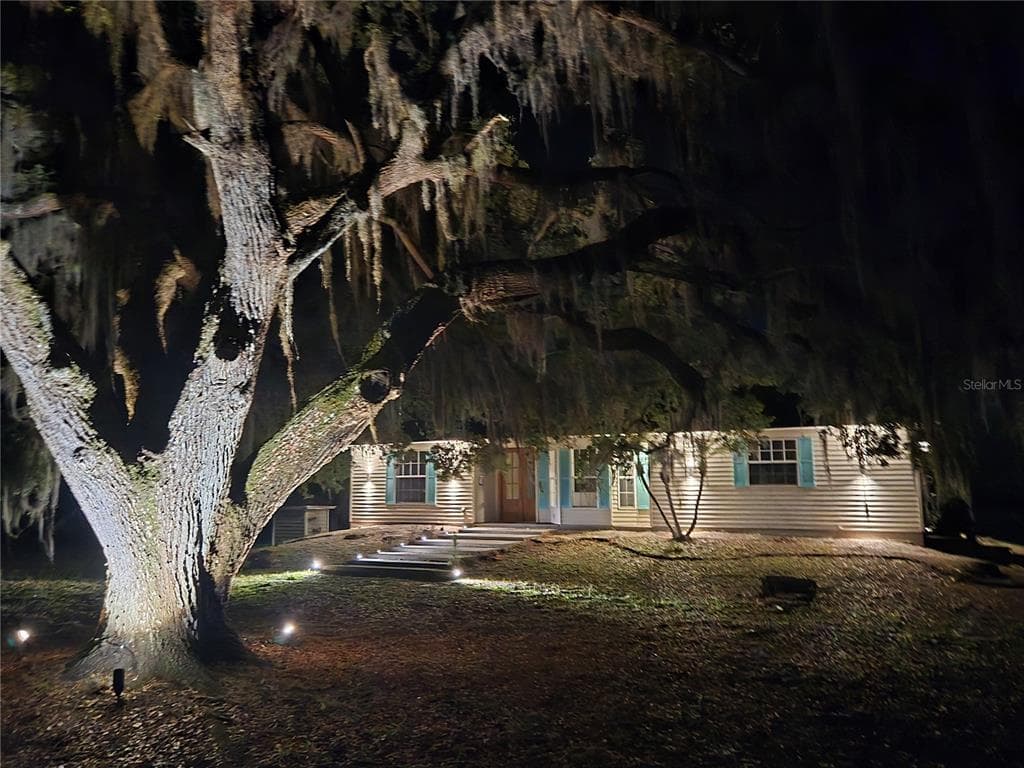 560 EDEN DRIVE 4