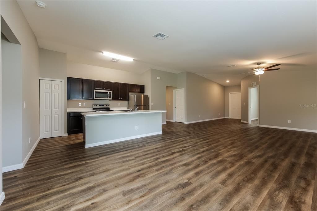 4208 WALL LANE photo 5