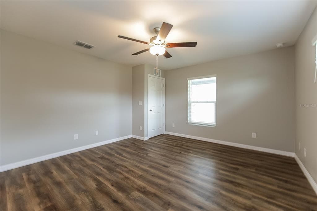 4208 WALL LANE photo 9