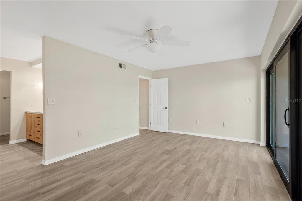 7520 SUNSHINE SKYWAY LANE S P5 photo 25
