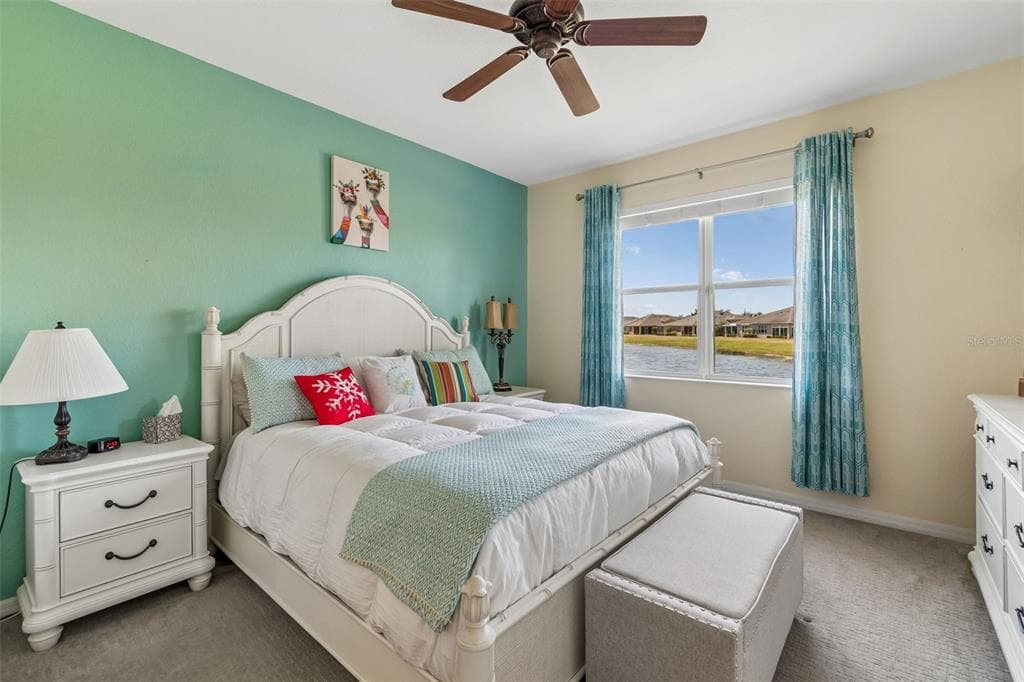 2011 SIFIELD GREENS WAY 71 photo 4