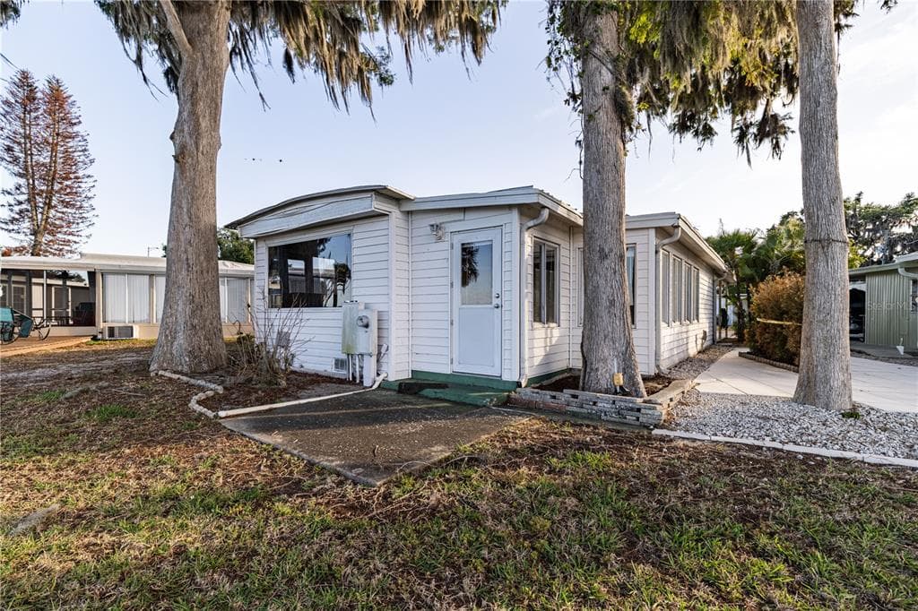 12315 US HIGHWAY 441 23 photo 10