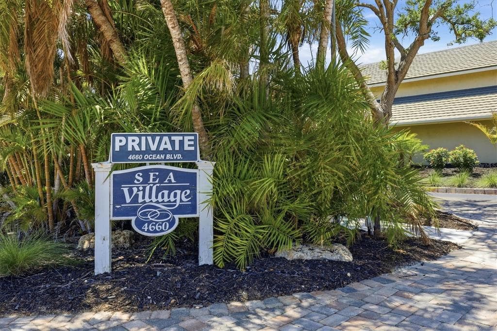 4660 OCEAN BOULEVARD Q2 photo 2