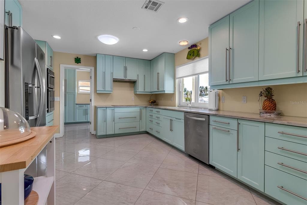 524 HORNBLOWER LANE photo 23