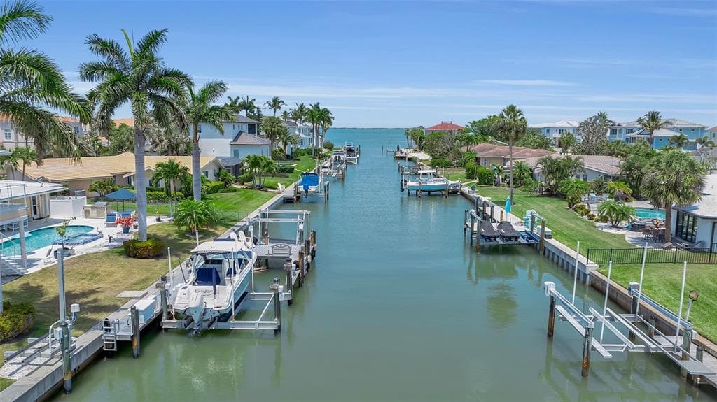 524 HORNBLOWER LANE photo 10