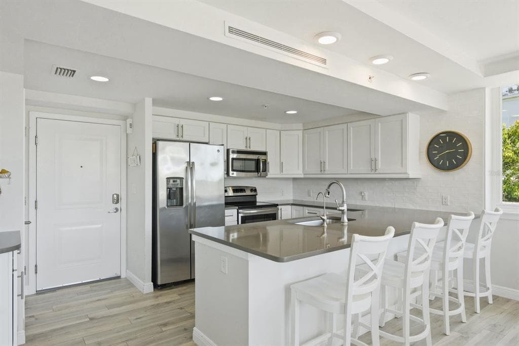 223 ISLAND WAY 2D photo 7