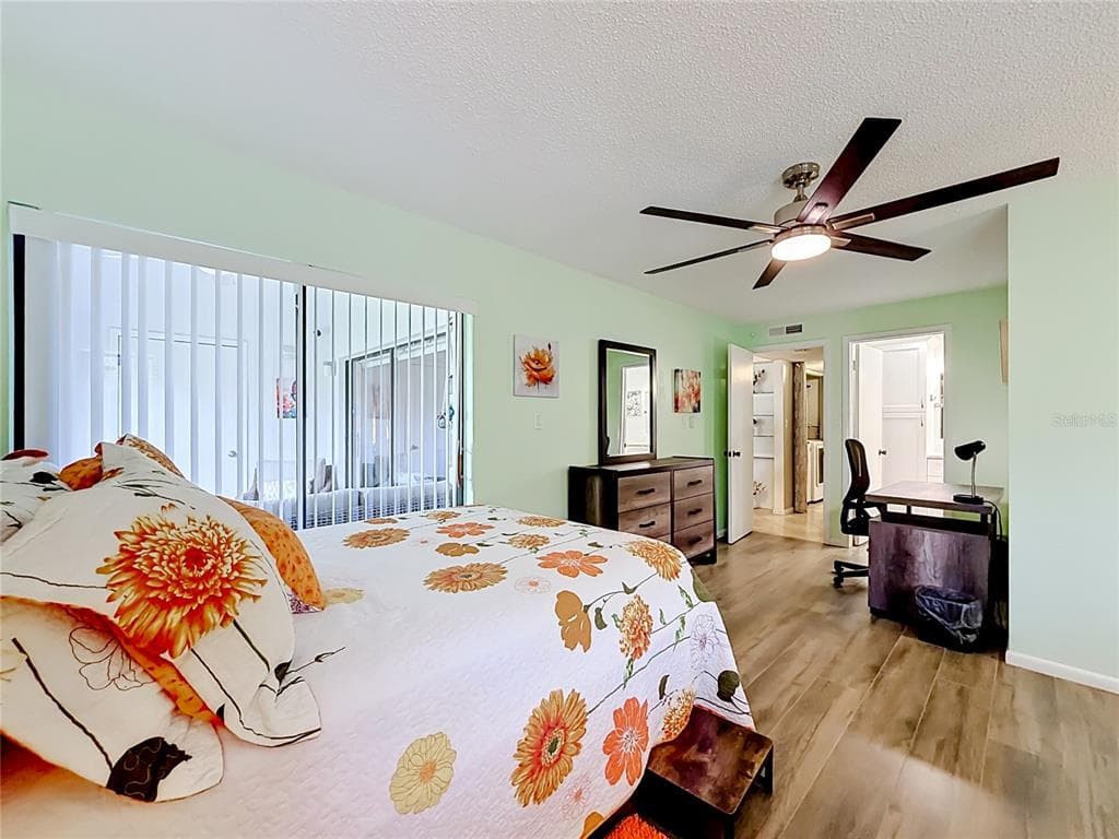 2650 COUNTRYSIDE BOULEVARD E103 photo 15
