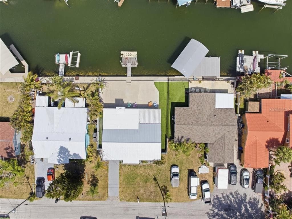 13902 BARNARD AVENUE photo 20