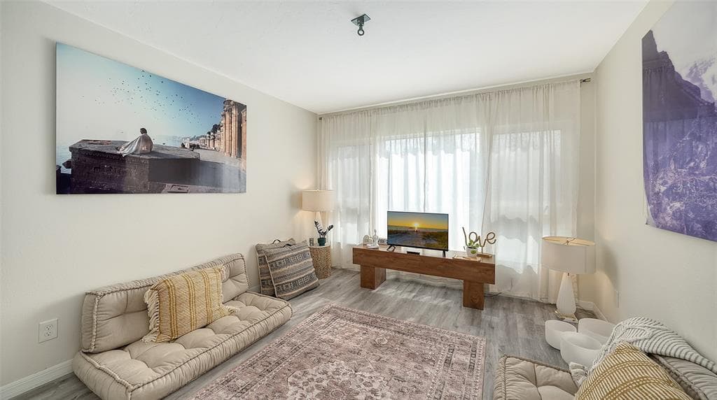 1100 IMPERIAL DRIVE 108 photo 18
