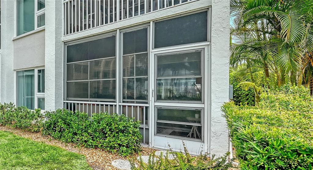 1100 IMPERIAL DRIVE 108 photo 21