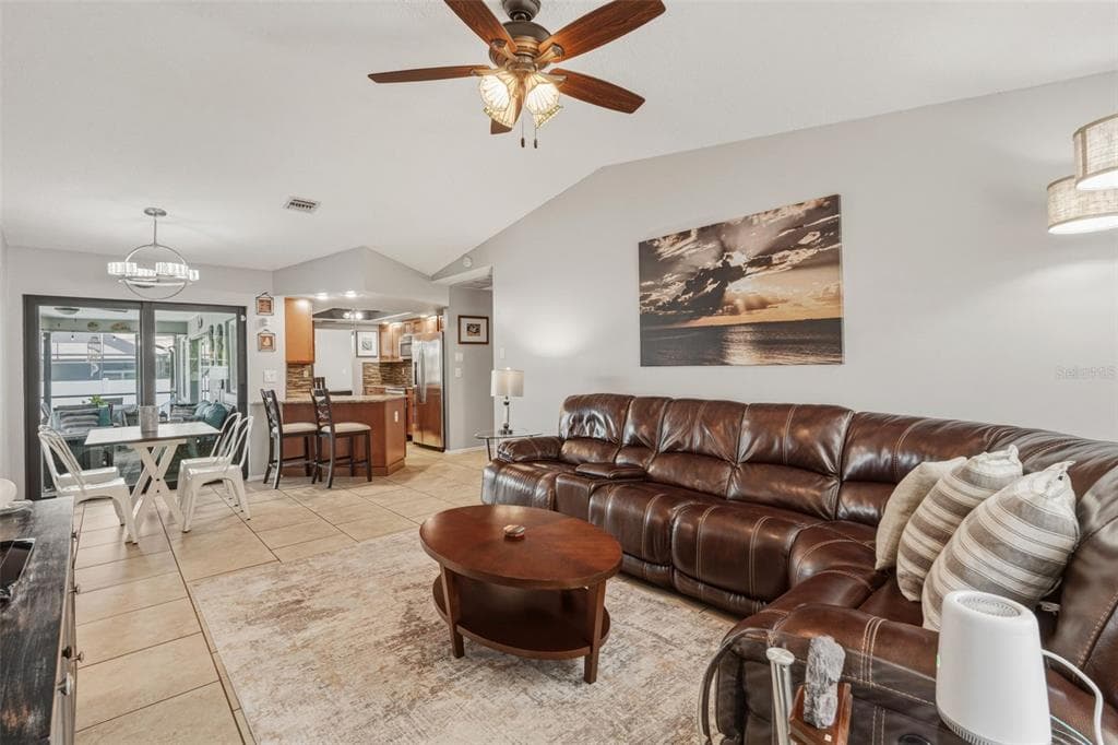 200 BELAIRE COURT photo 20