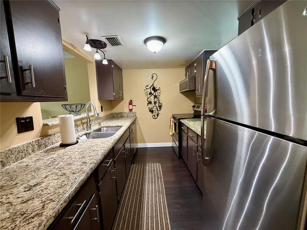 464 N PAULA DRIVE 313 photo 3