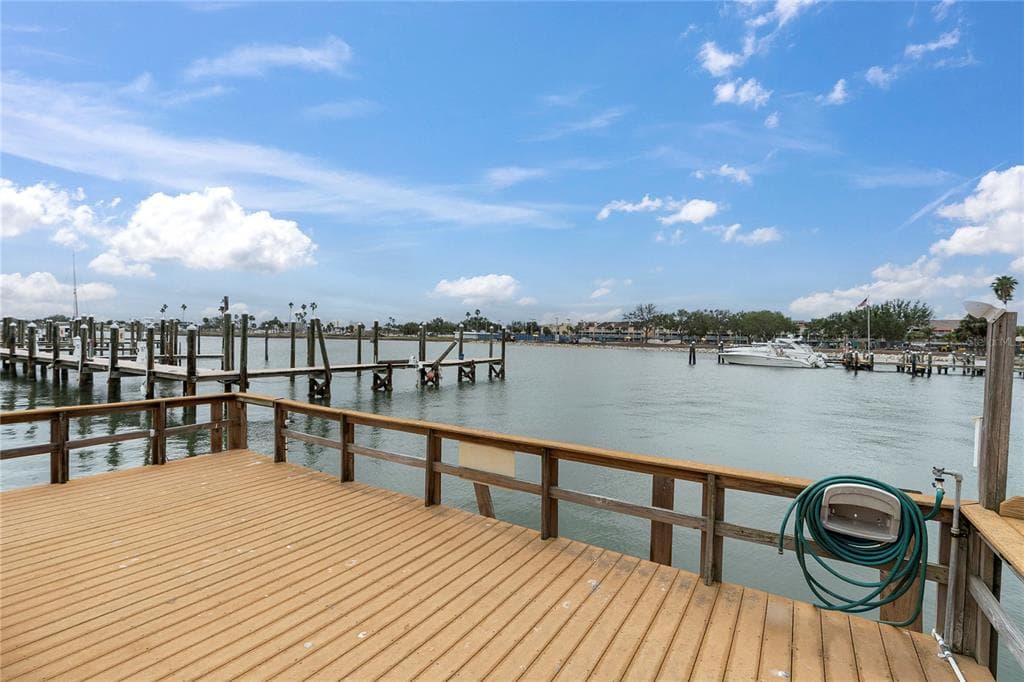 10365 PARADISE BOULEVARD 4 photo 24