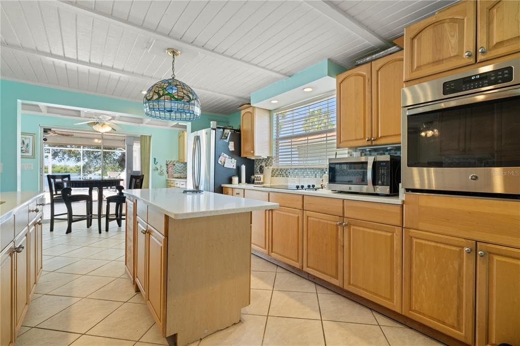 174 SPRING LAKE BOULEVARD NW photo 20