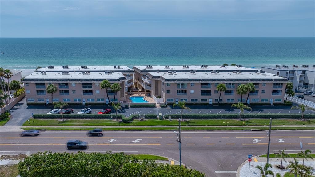 3100 GULF BOULEVARD 132 photo 21
