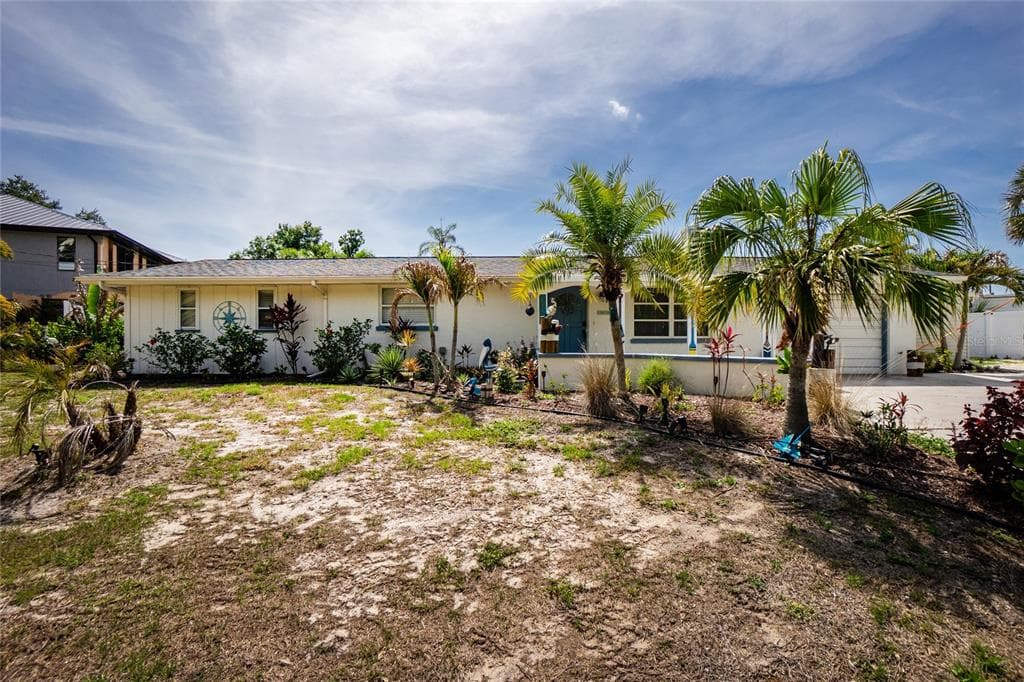 625 SANDPIPER LANE 2
