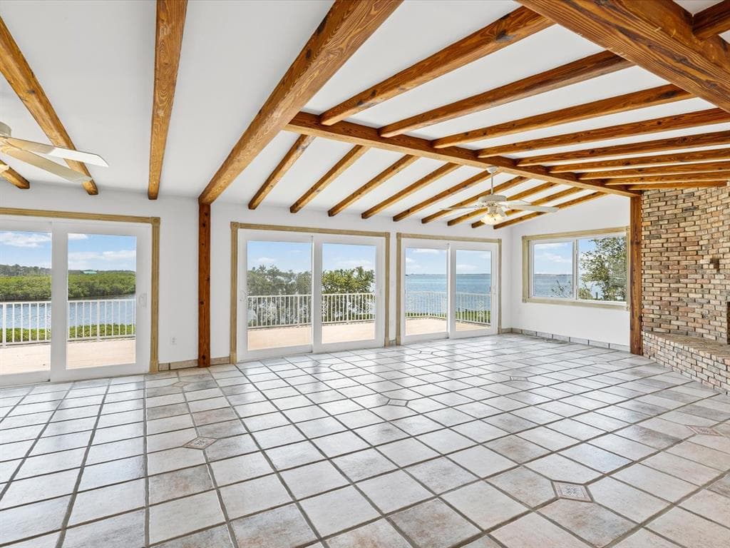 1647 SEA BREEZE DRIVE photo 13