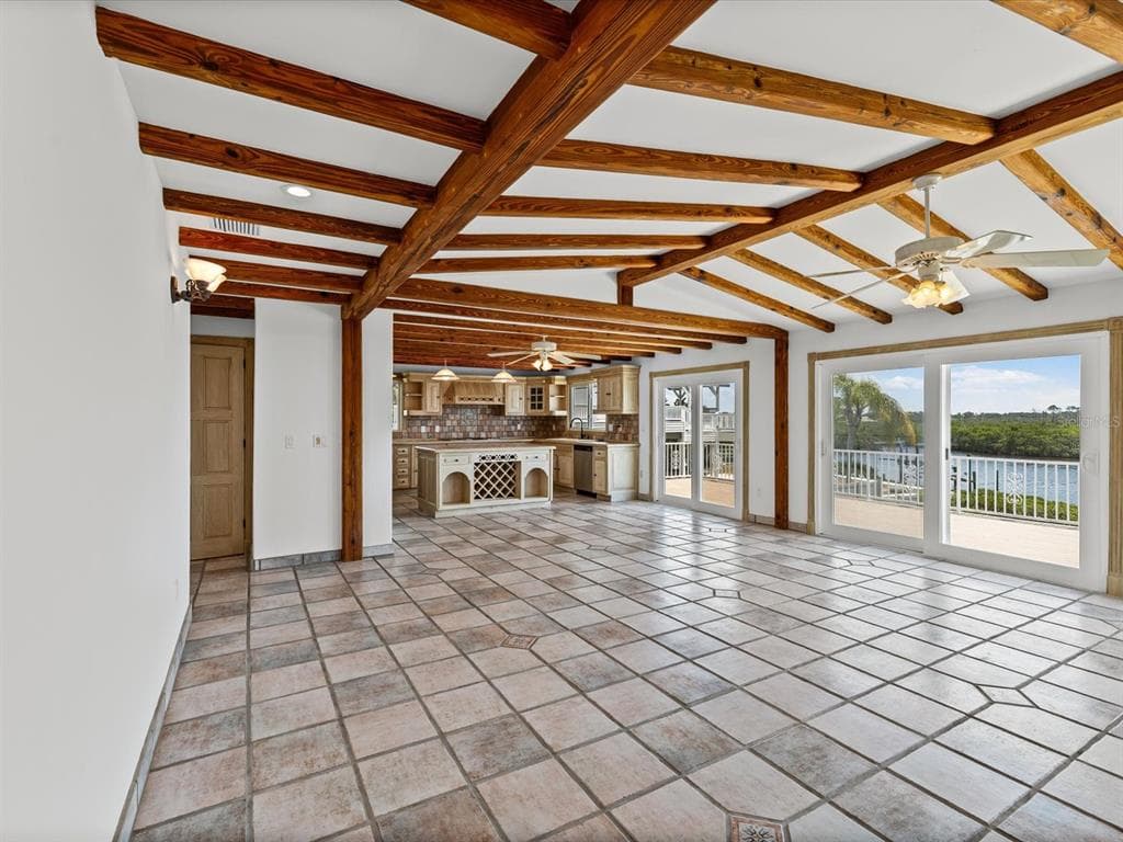 1647 SEA BREEZE DRIVE photo 14