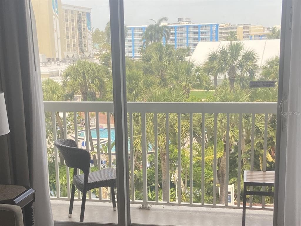 5500 GULF BOULEVARD 4246 photo 3