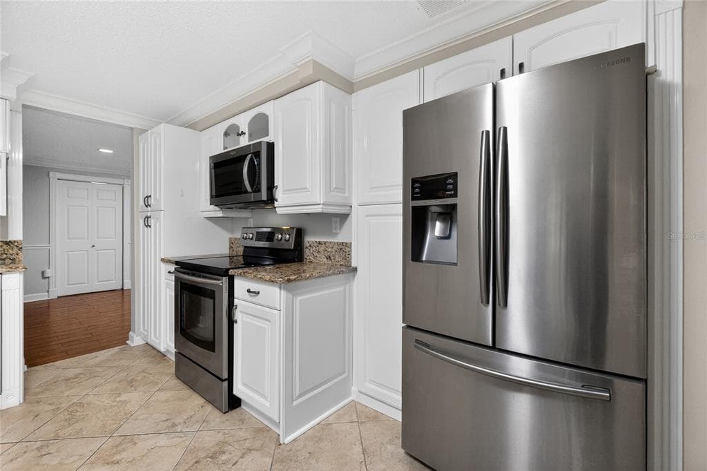 14494 LILLIAN CIRCLE photo 24