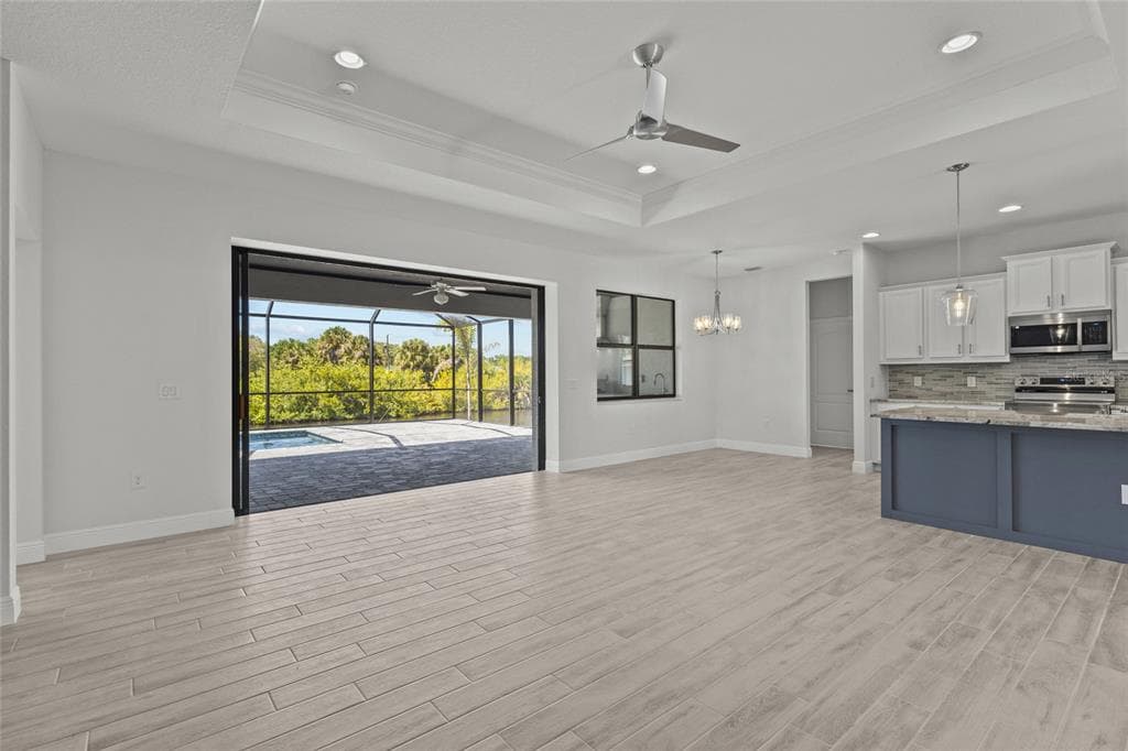 12396 BACCHUS ROAD photo 6