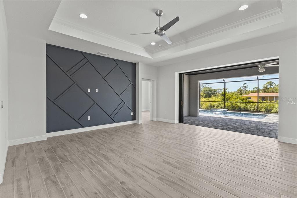 12396 BACCHUS ROAD photo 4