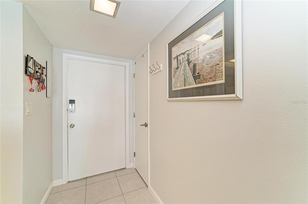 1257 S PORTOFINO DRIVE 104 photo 11