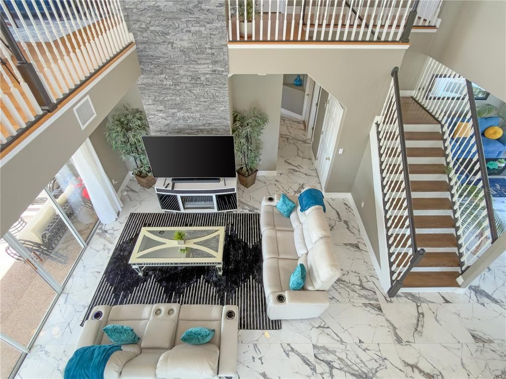 16 FLORENCE COURT photo 15