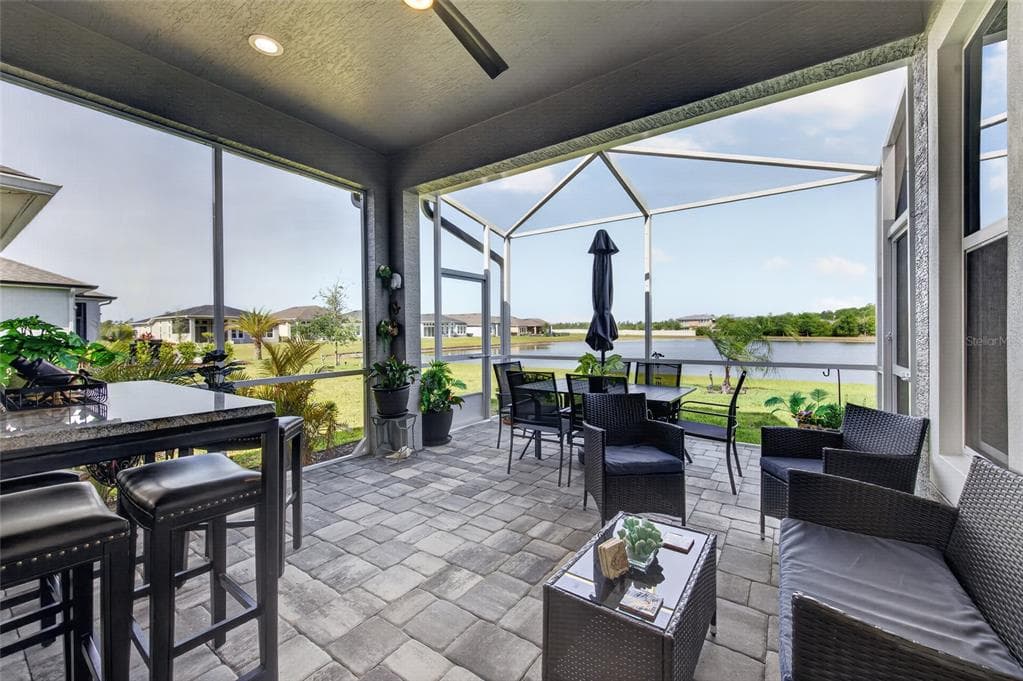 125 MOSAIC BOULEVARD 5