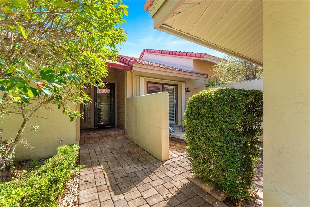1720 KESTRAL PARK WAY S 49 photo 2