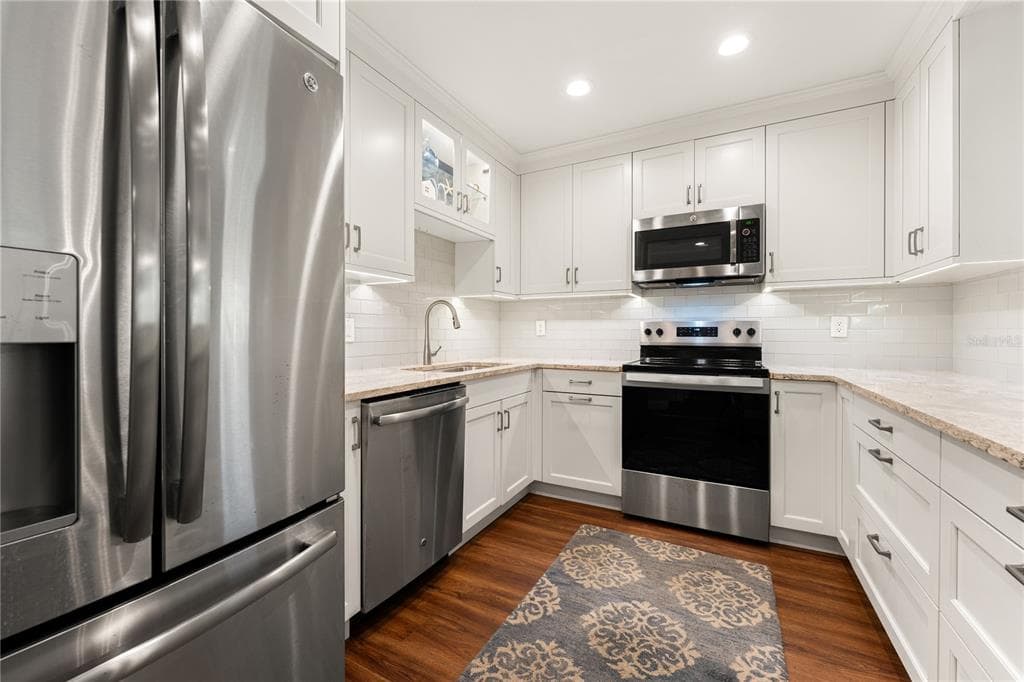1720 KESTRAL PARK WAY S 49 photo 8