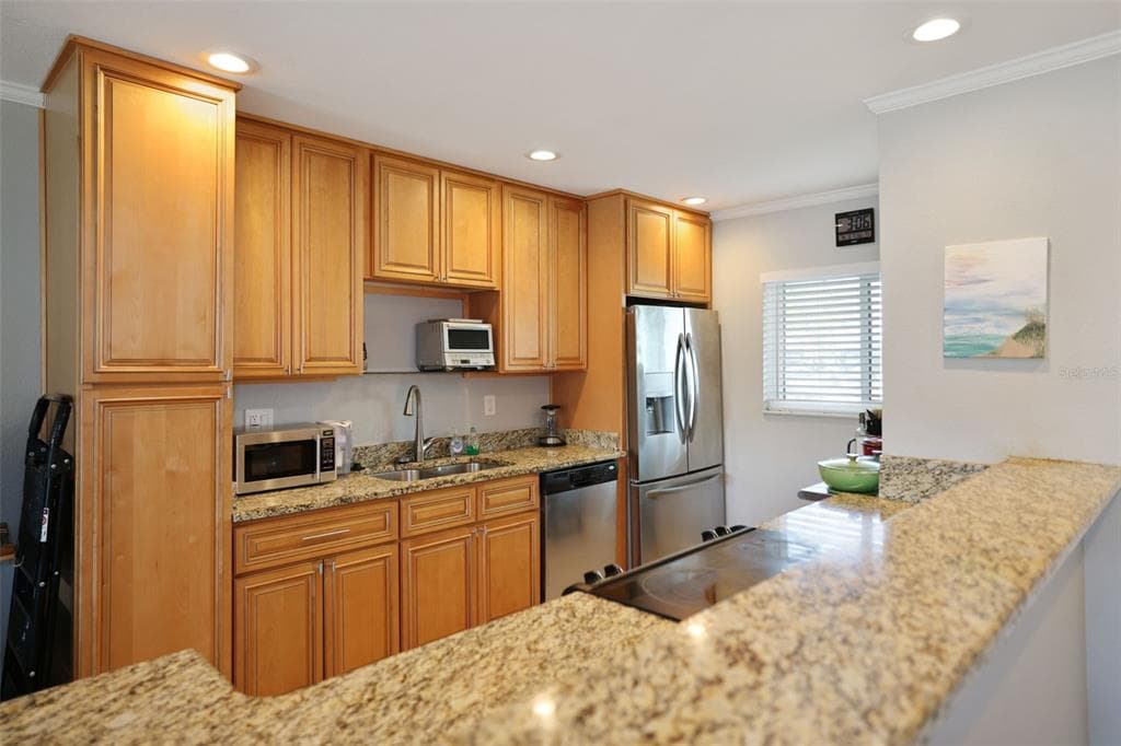 400 LARBOARD WAY 103 photo 12