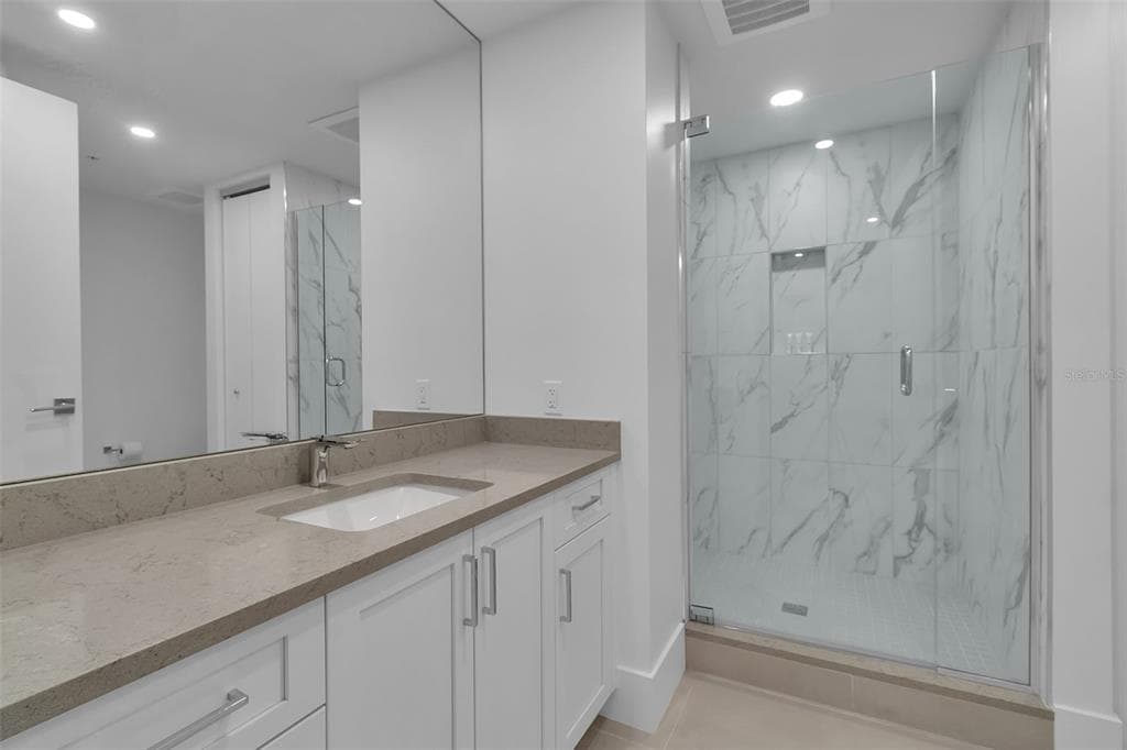 1035 SEASIDE DRIVE 308 photo 24