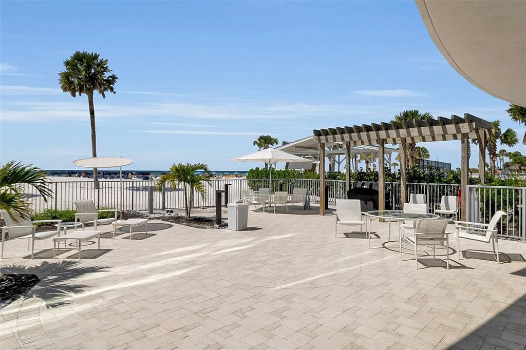 1035 SEASIDE DRIVE 308 photo 10