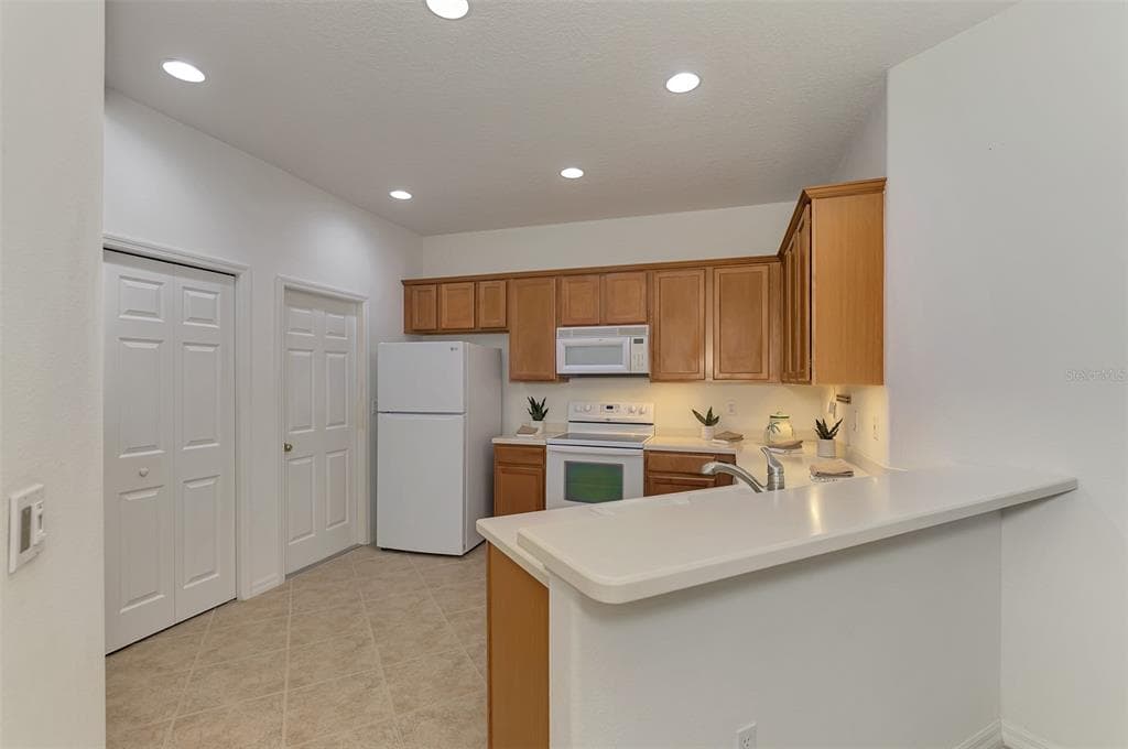 9367 CARNABY DRIVE photo 24