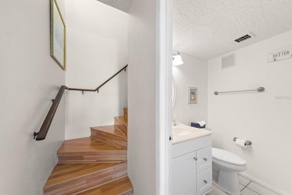 179 MEDALLION BOULEVARD H photo 15