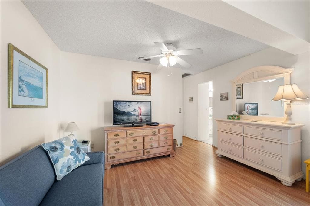 179 MEDALLION BOULEVARD H photo 21