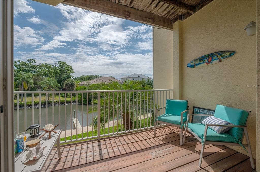 119 BRENT CIRCLE photo 16
