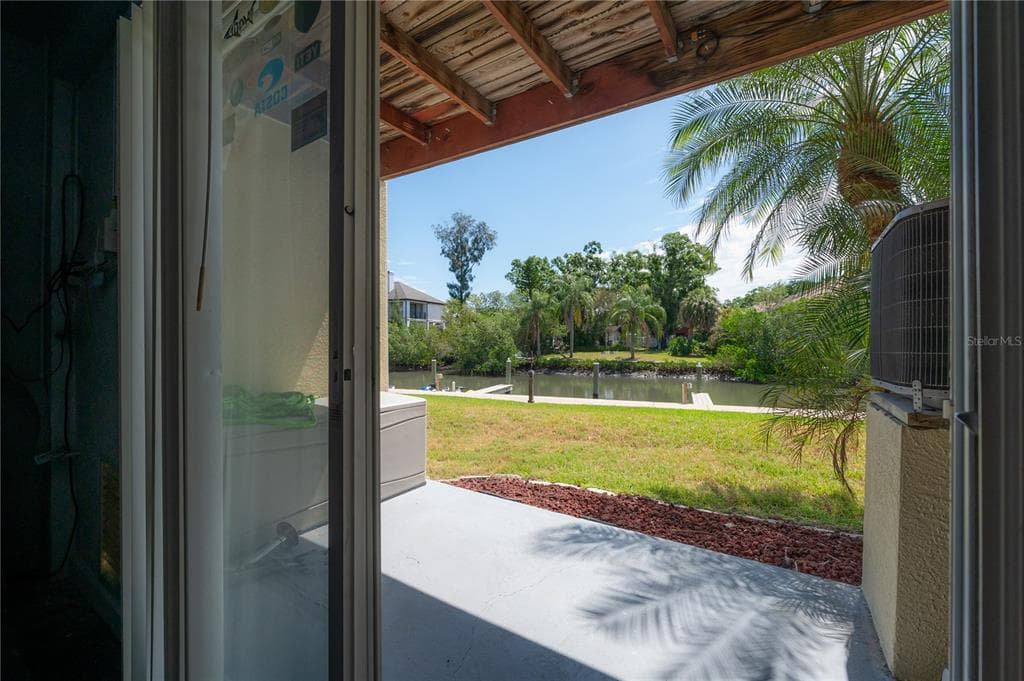 119 BRENT CIRCLE photo 12