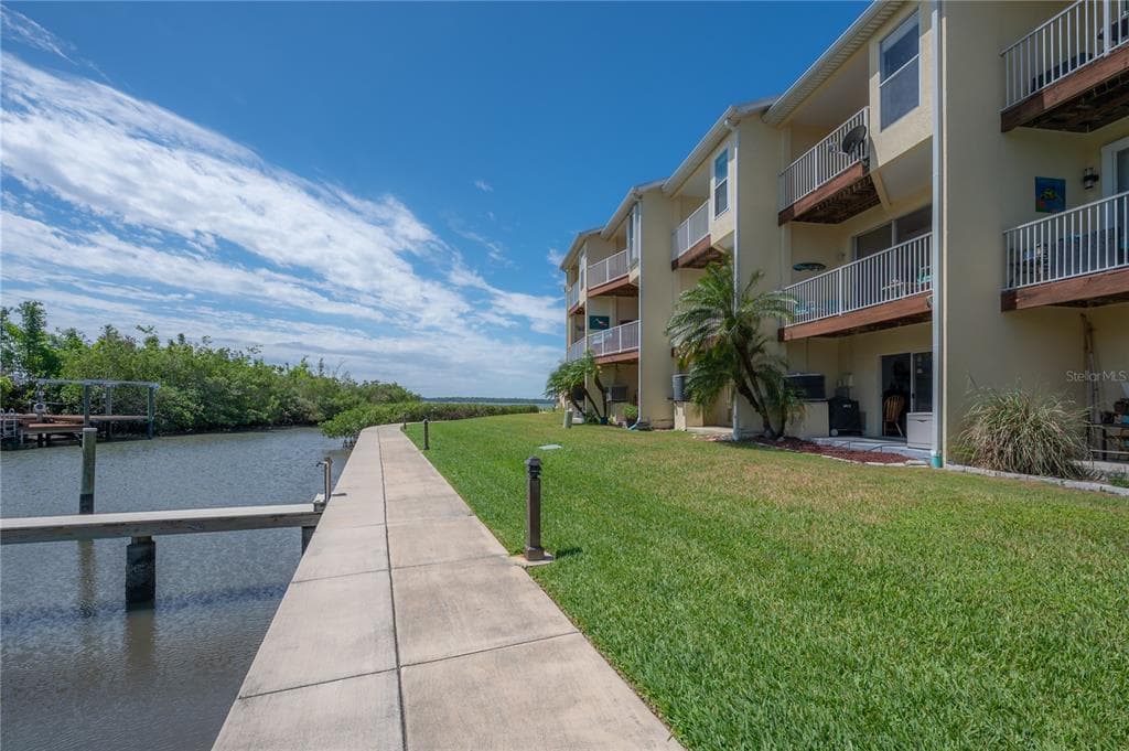 119 BRENT CIRCLE 5