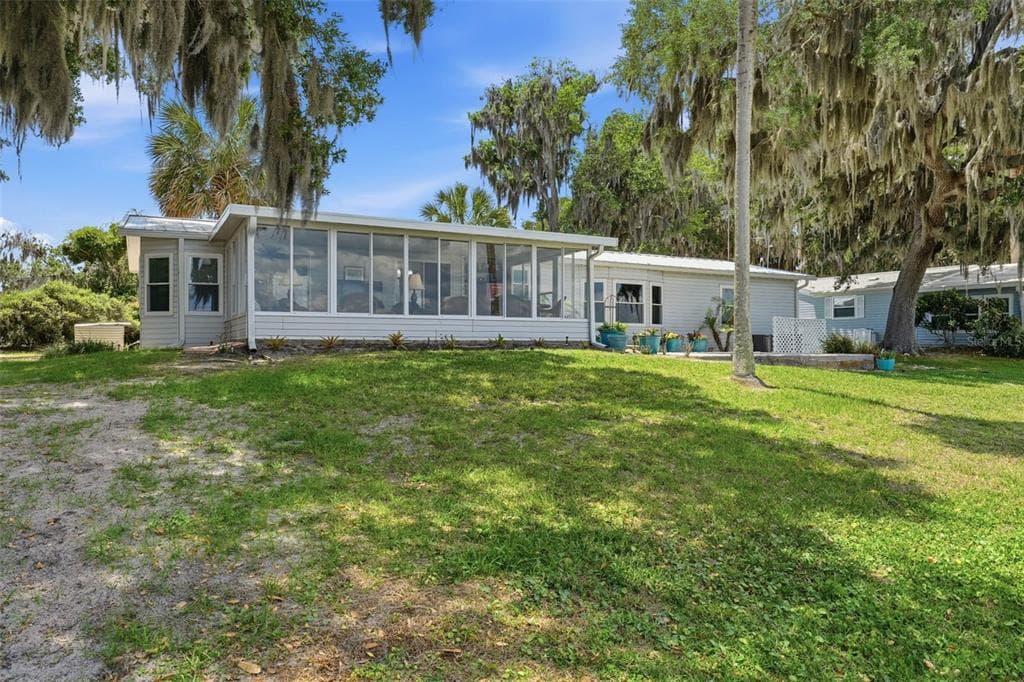 119 LAKE SHORE CIRCLE 4