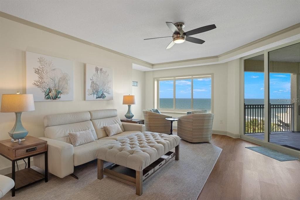 200 OCEAN CREST DRIVE 713 photo 2