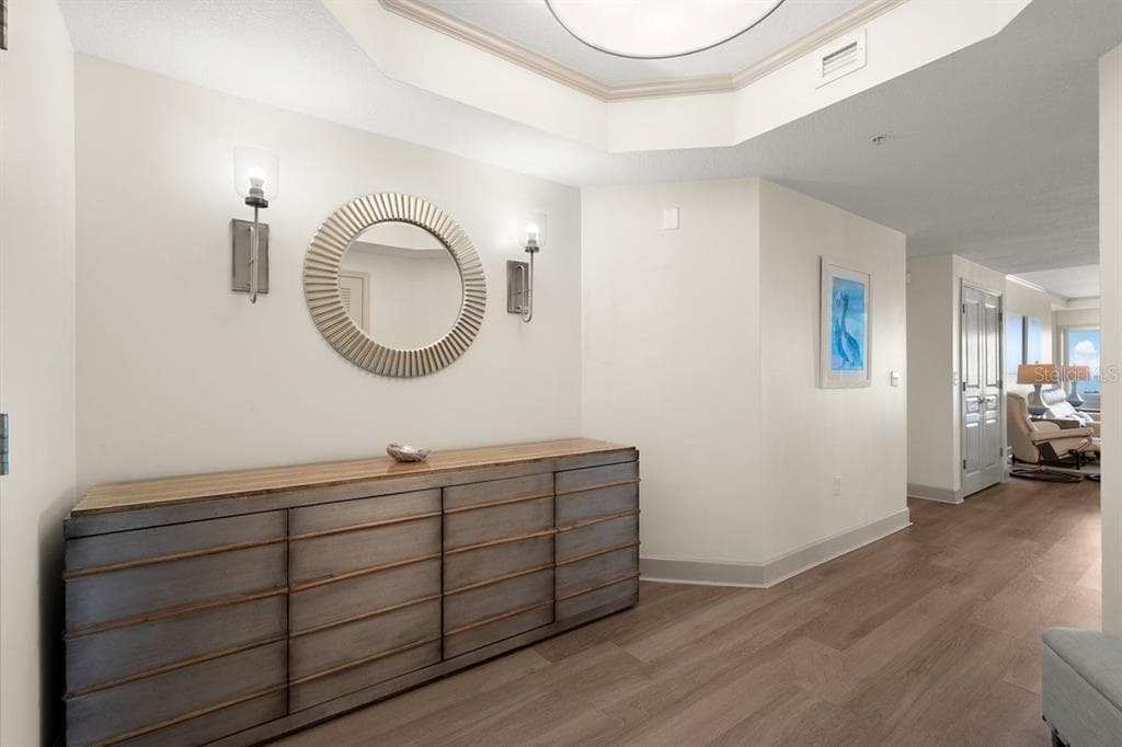 200 OCEAN CREST DRIVE 713 photo 6