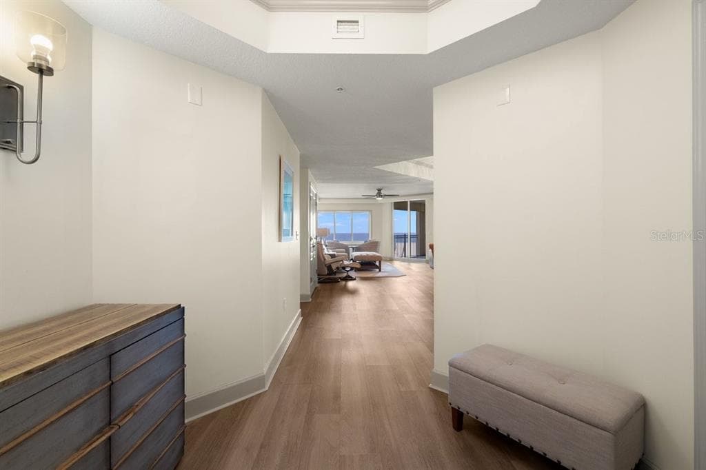 200 OCEAN CREST DRIVE 713 photo 5